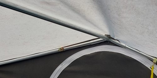 Tentdoek met schimmel